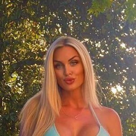 Kara C star du porno galerie