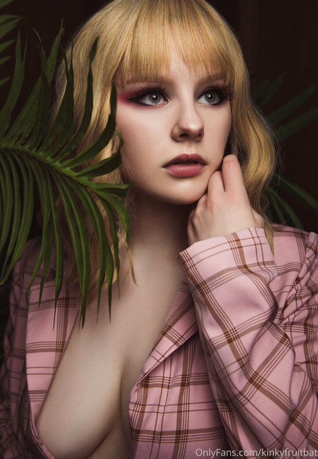 kindlyfruitbat belle étoile archive