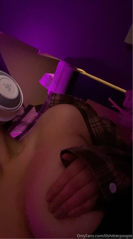 lilshitterpoopie star du porno sexy photo