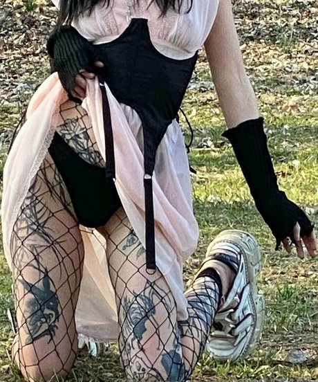 éjacule sur la langue onlyfans sexy gratuit archive