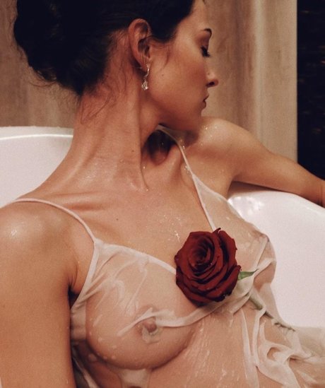 massage lesbien onlyfans pornographique érotique archive