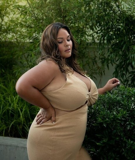 chaton courbé onlyfans porno nus archive