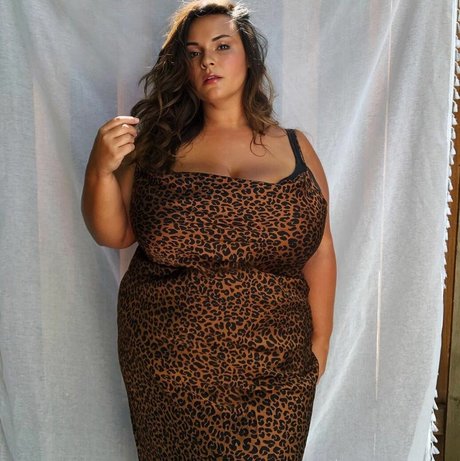 épouse infidèle onlyfans jolie et gratuite img