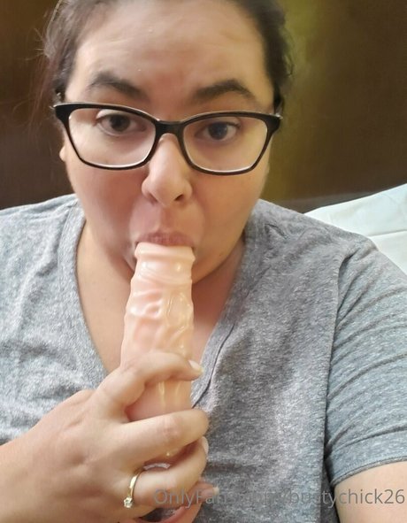 bustychick26 star du porno adulte photos