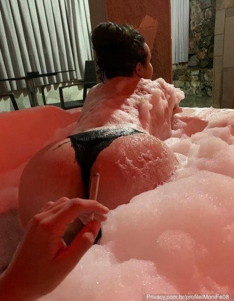 Monica Feliciano star du porno chaude galerie