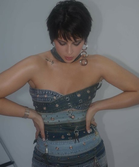 twink poilu onlyfans nus pornographiques img