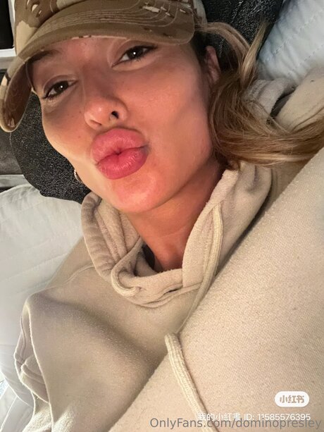 dominopresley star du porno parfaite photos