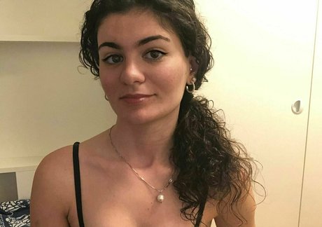 bianca bellaa modèle sympa photos