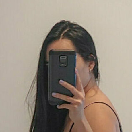 feetandsecrets beau modèle photos