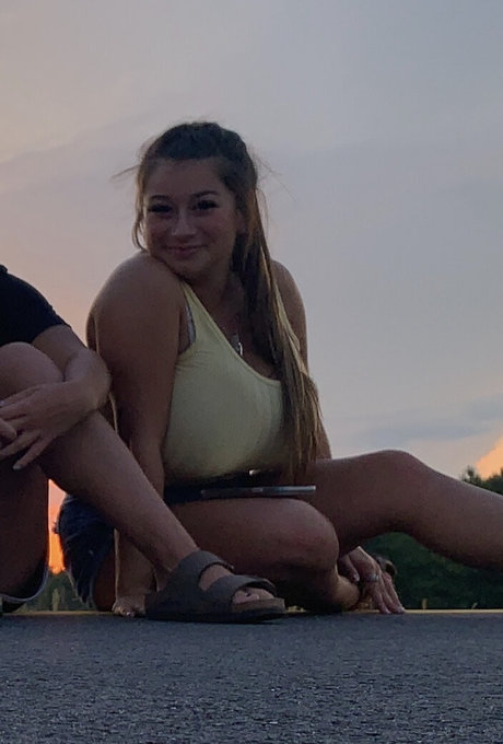 énorme gode onlyfans nu de haute qualité images