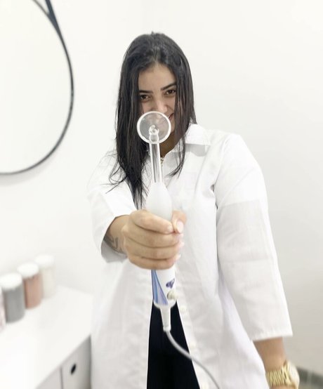 Gabriela Batista Torres modèle hd photos