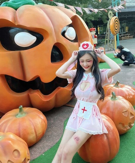 babe 09 14 star du porno exclusive img