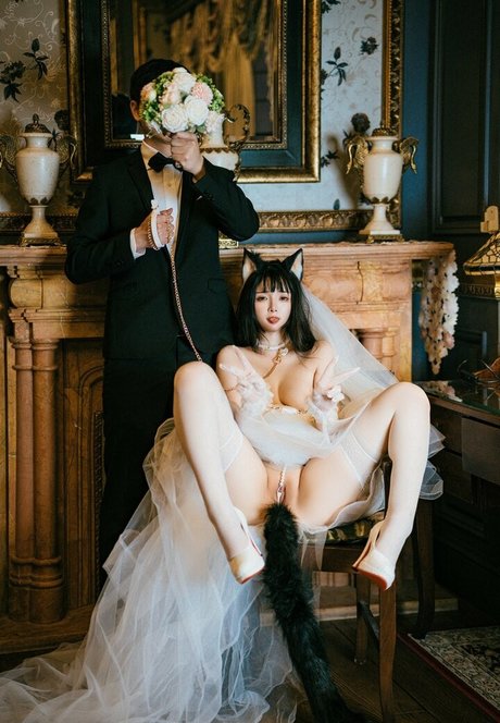 Raku 66 star du porno chaud galerie