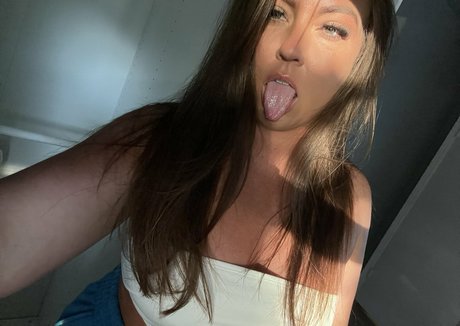 Maddy O Reilly modèle gratuit photos