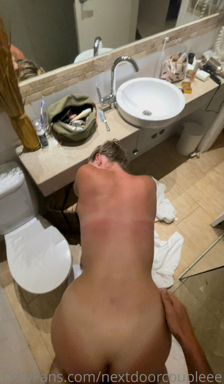 nextdoorcoupleee modèle meilleur img