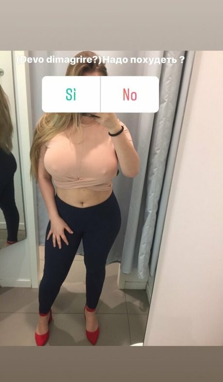 Anastasia Ticus jolie star du porno image