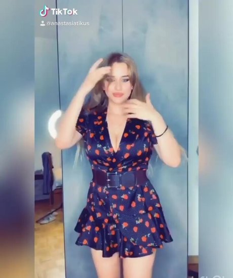 blonde au gros cul onlyfans chaud sympa galerie