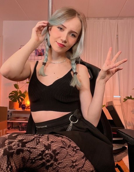 Apollolol modèle porno img