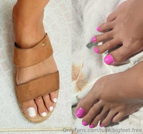 julie bigfeet free star pornographique photo