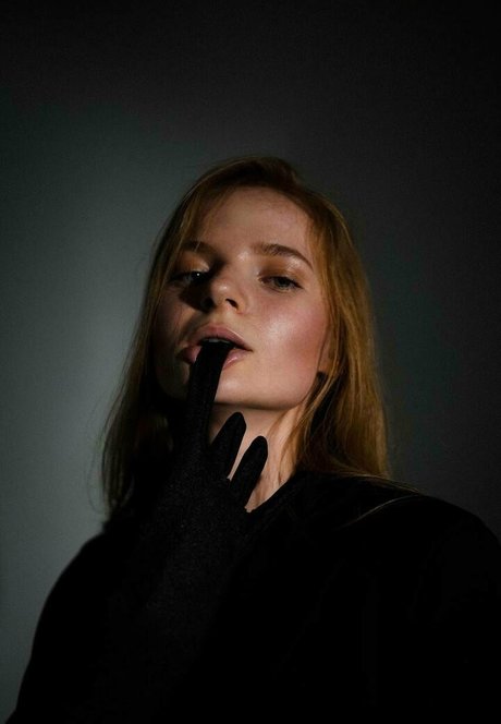 anastasiiiyaa actrice de nus collection