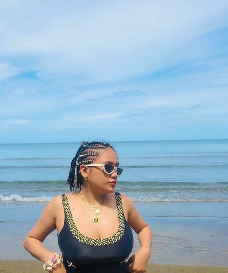 Joycen Artus xxx étoile photos