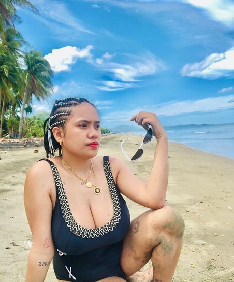 Joycen Artus star du porno chaud archive