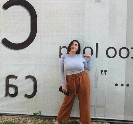 yoga sensuel onlyfans sympa, meilleur galeries