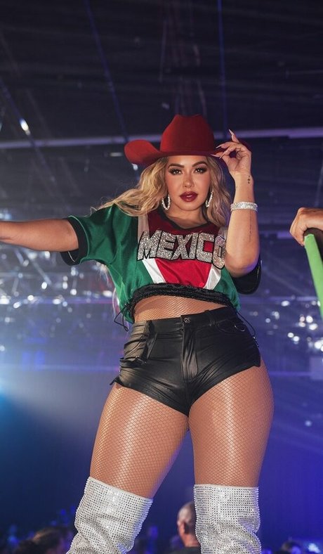 Janney Marin Rivera haut de star du porno archive