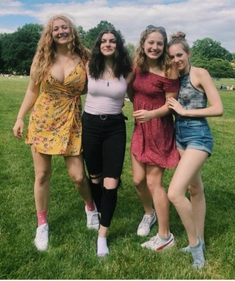 cosplay gros seins onlyfans parfait et sexy images