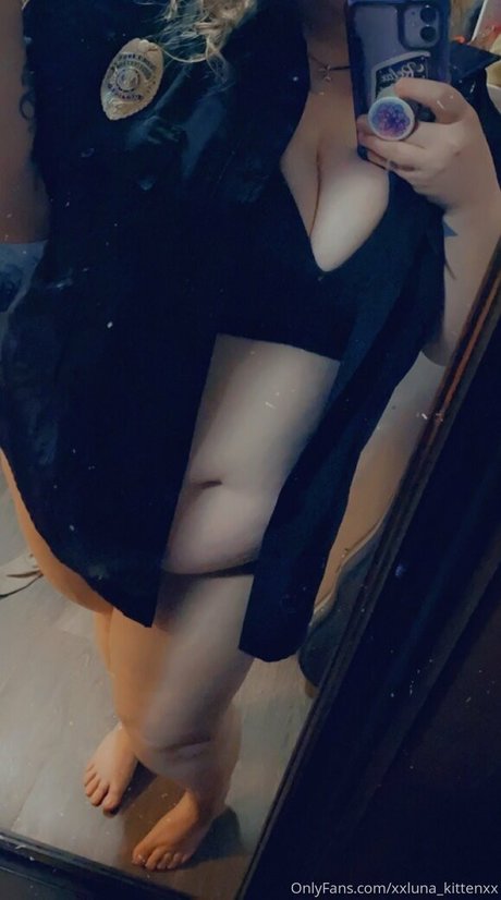 xxluna kittenxx actrice parfaite galeries