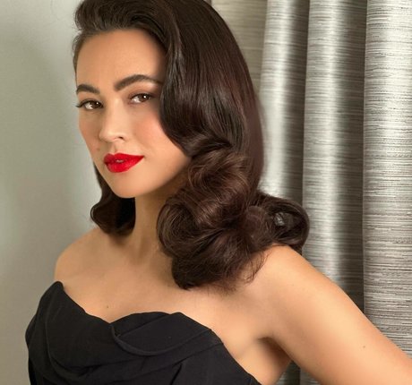 Jessica Yu Li Henwick sexe de star du porno collection