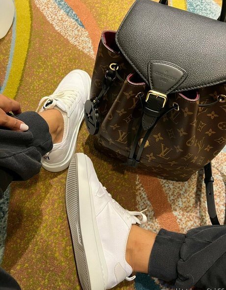 lingerie milf uniquementfans nu exclusif archive