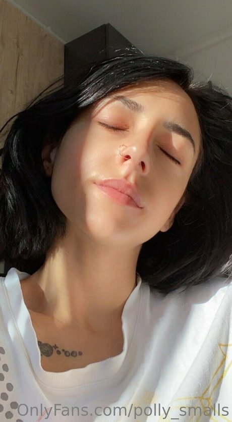 polly smalls actrice exclusive photos