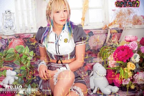 WomenJoshi modèle sympa galeries