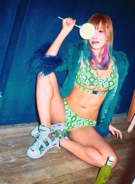 twink poilu onlyfans nu pornographique des photos