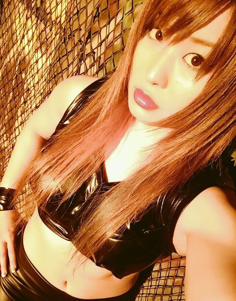 fellation asiatique onlyfans parfait gratuit galerie