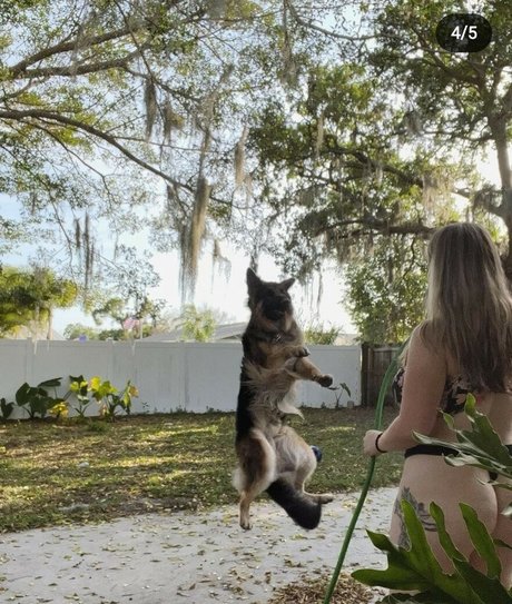 Cherrycgames joli modèle photo