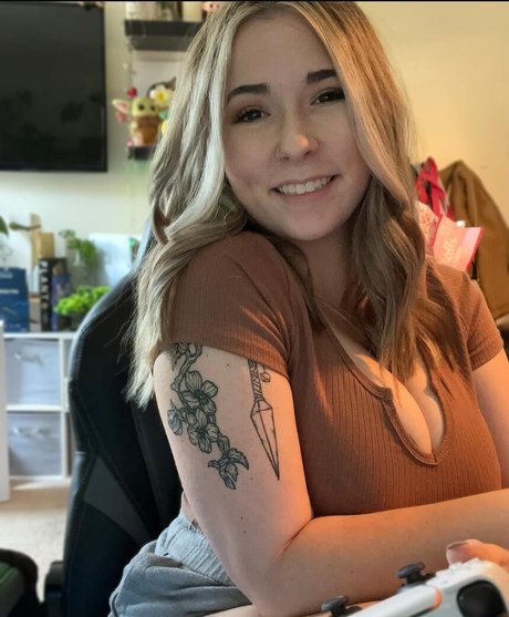 Cherrycgames art modèle photos