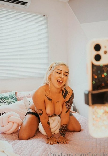 Firetaleee sexe de star du porno galerie