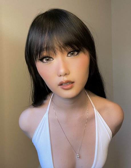 LittleBunnyBabie modèle pornographique galerie