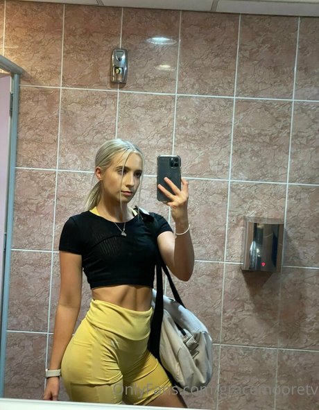 gracemooretv actrice exclusive des photos