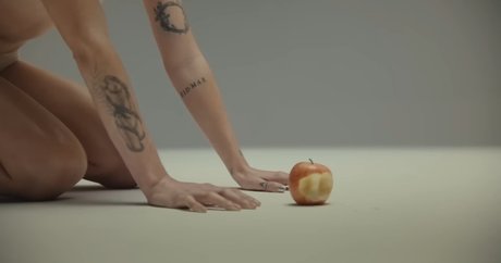 Lynn Gvnn modèle gratuit photo