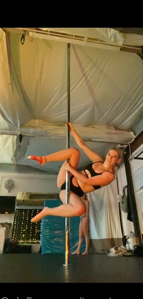 twentypercentdisgusting star du porno belle photos