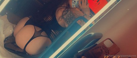 giaannalynne star érotique galerie