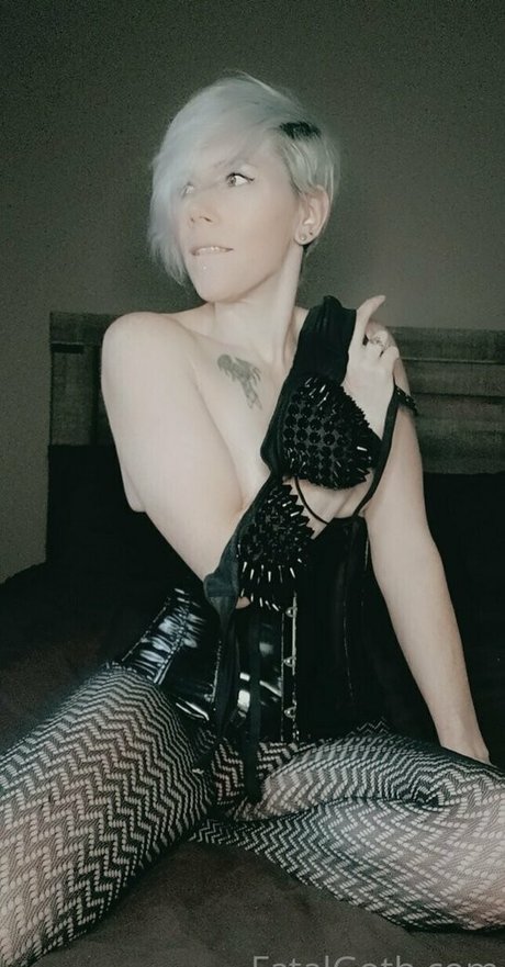 fatalgothfree actrice adulte des photos