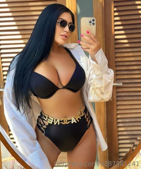 alina sexyy étoile exclusive des photos