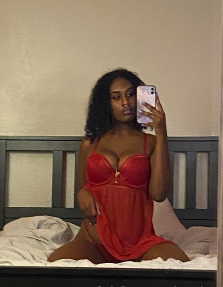 luna ioxo jolie star du porno archive