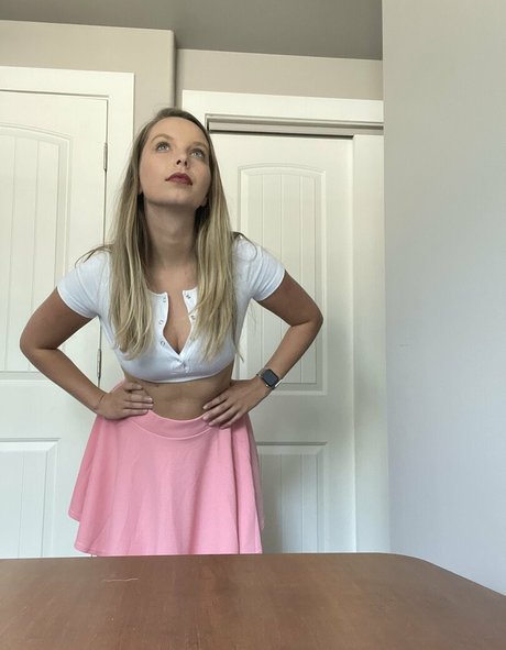 alishadrinksbeer modèle sympa archive