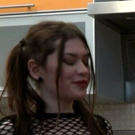 selfcaregirls95 actrice photos