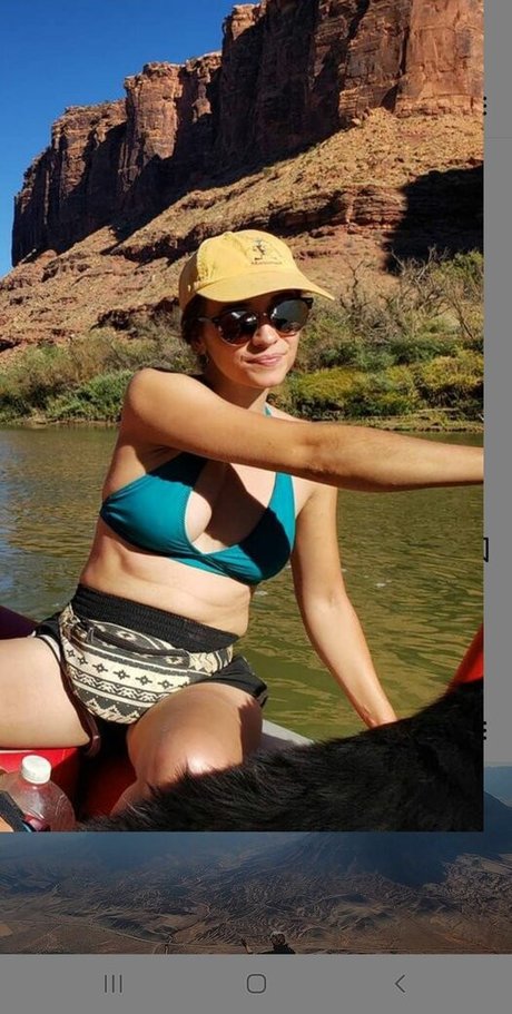 Sarah Lavender ASMR art de star du porno photo